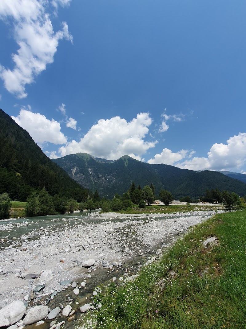 Fiume Sarca - luogo di confluenza Sarca di Campiglio e Sarca di Val di Genova