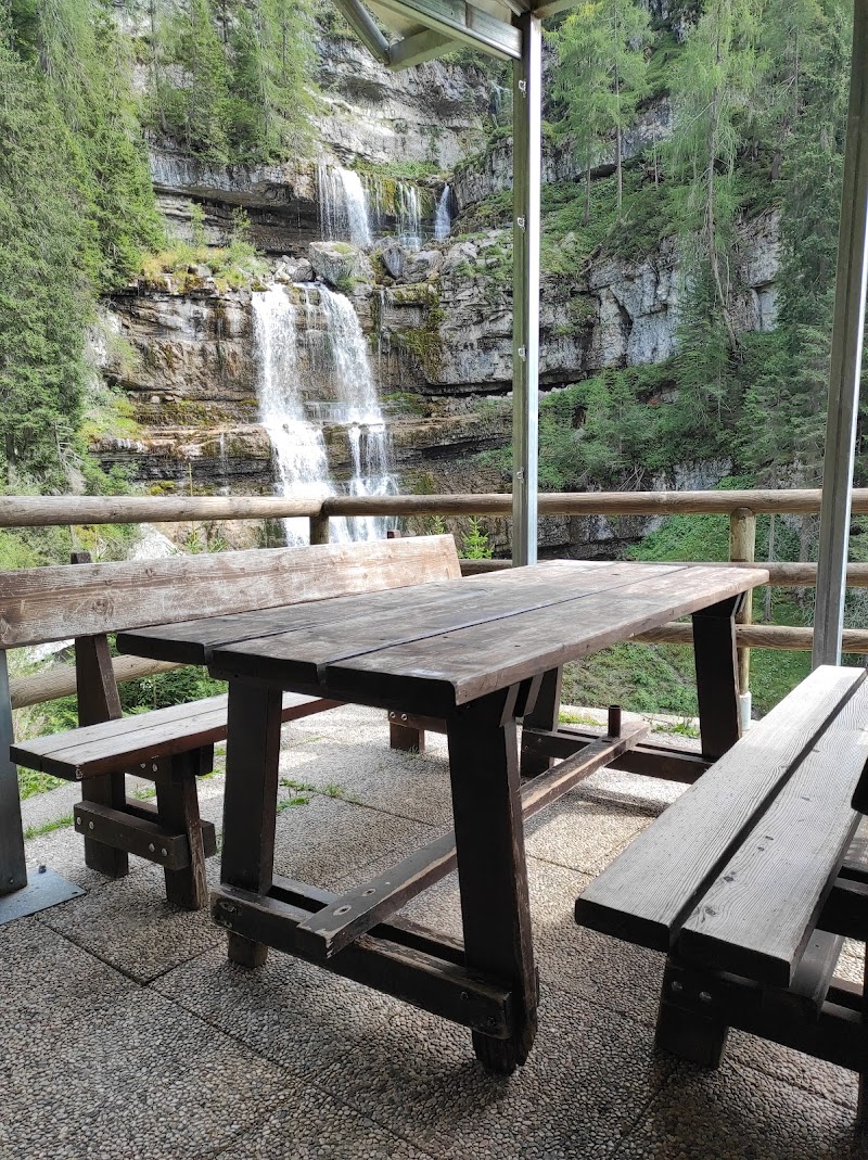 Rifugio cascate di mezzo