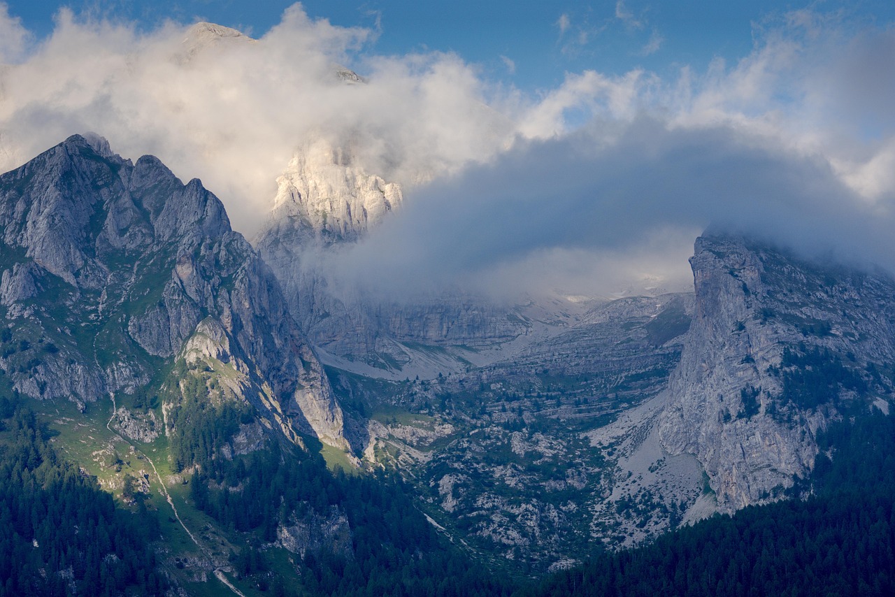 Madonna di Campiglio e la Val Rendena: il cuore delle Dolomiti